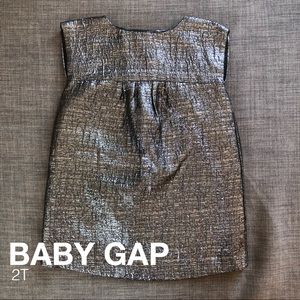 🎀 Gap dress. 2T 🎀